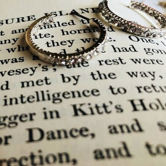 Alquimia Jewelry - Silver pave luxury statmenet hoop earrings